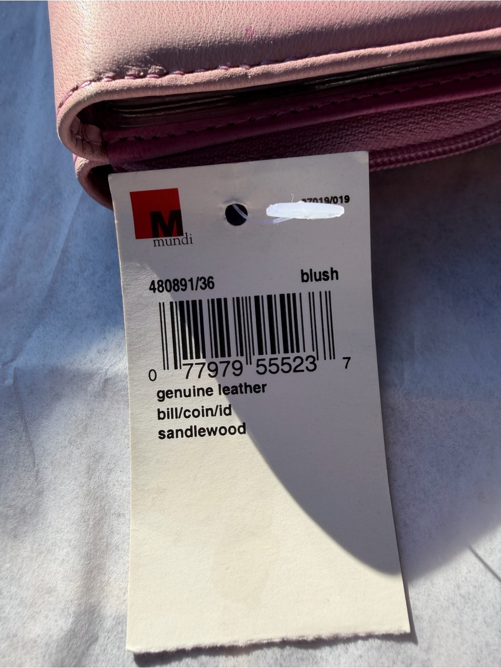 MUNDI Pink Genuine Leather Zip Card Holder with ID Window NWT - Picture 4 of 8